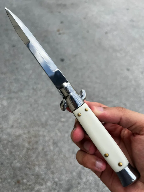 AKC Tempelate 19