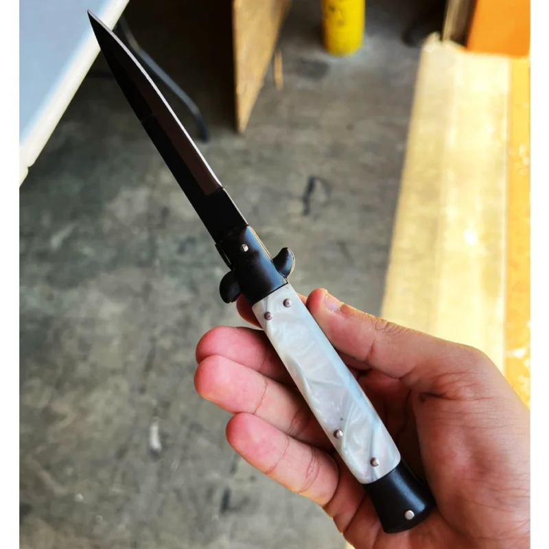 AKC B
